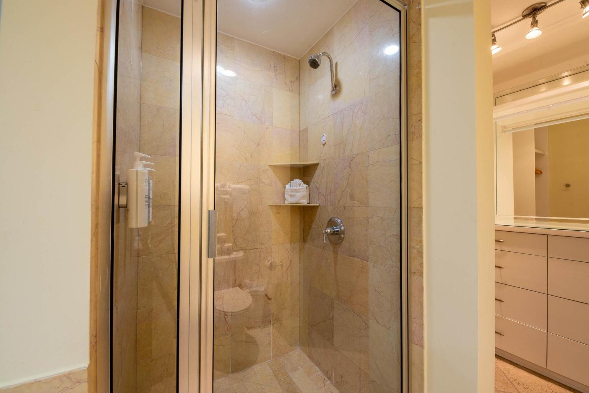 1801 Sapphire Beachfront 3 Bedroom Condo South Padre Island Exteriör bild