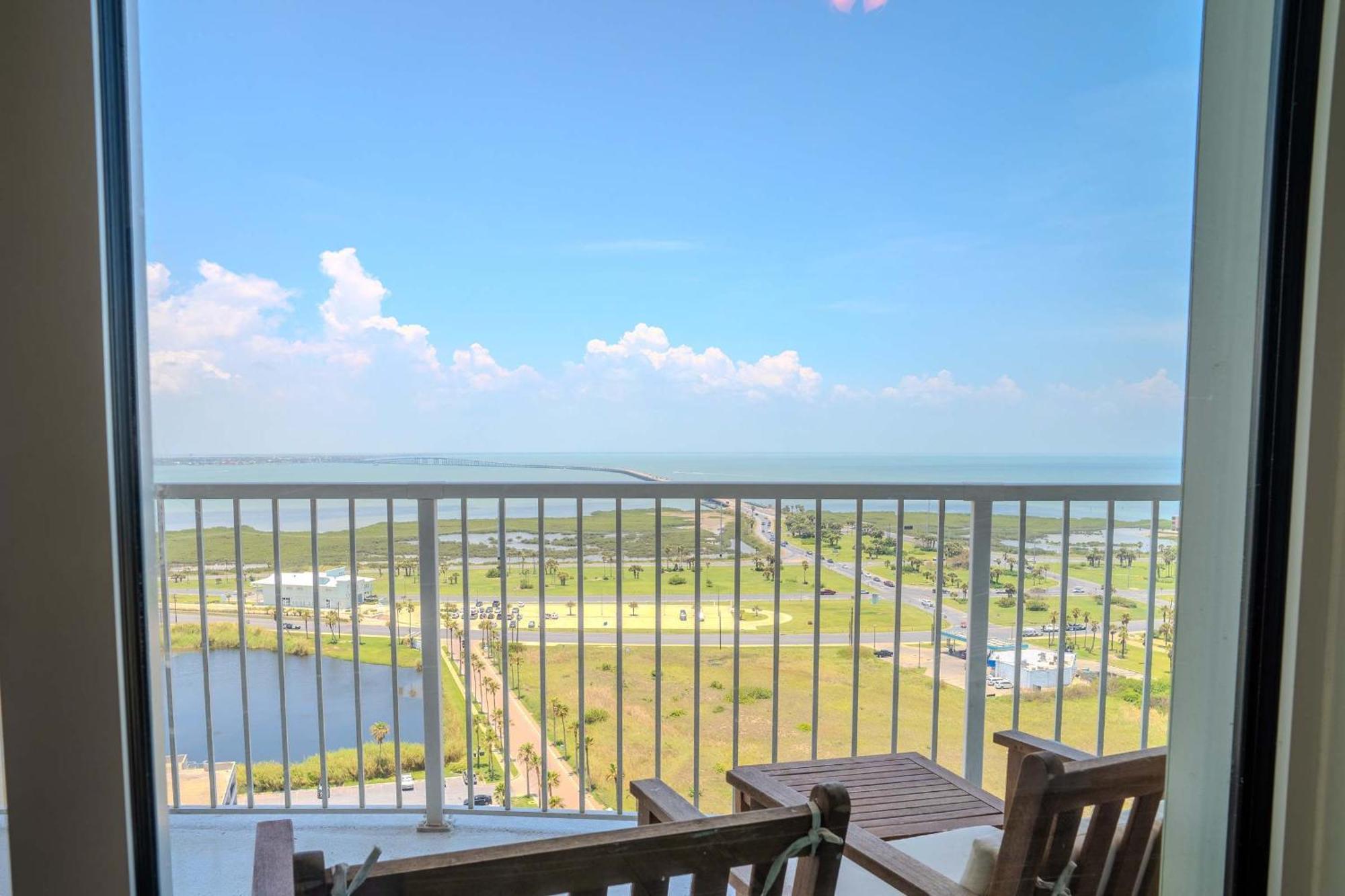 1801 Sapphire Beachfront 3 Bedroom Condo South Padre Island Exteriör bild